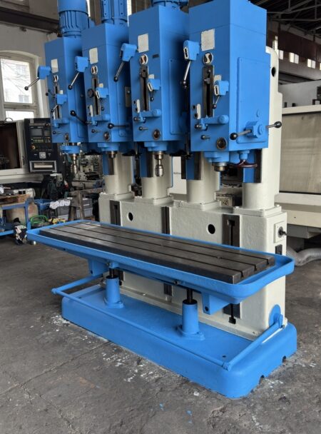 Alternative Ansicht von WMW BKR 25 x 4 AI | 1977