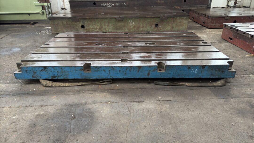 Verkaufte Maschinen 15 3000 x 2000 x 200 |